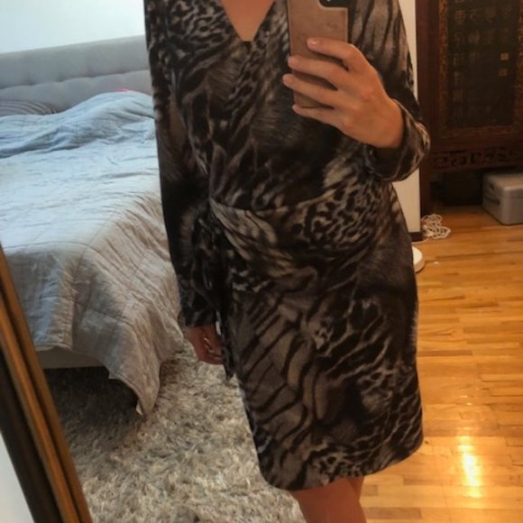 Frank Lyman animal print wrap dress - Picture 4 of 6